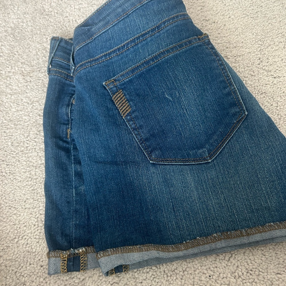 PAIGE Jimmy Jimmy denim shorts in a cuffed style size 27 - Picture 5 of 5